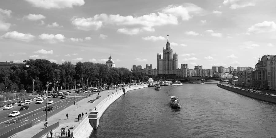 Río Moscova en Moscú